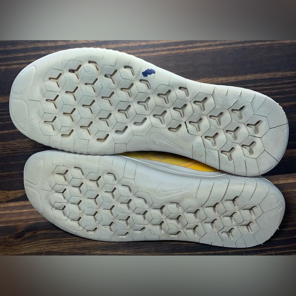 Nike Free Run 2018 Womens Size 8 Shoes Cheetah Yellow Athletic Sneakers - Picture 6 of 8